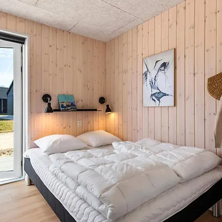 Holiday home 5 Star In *